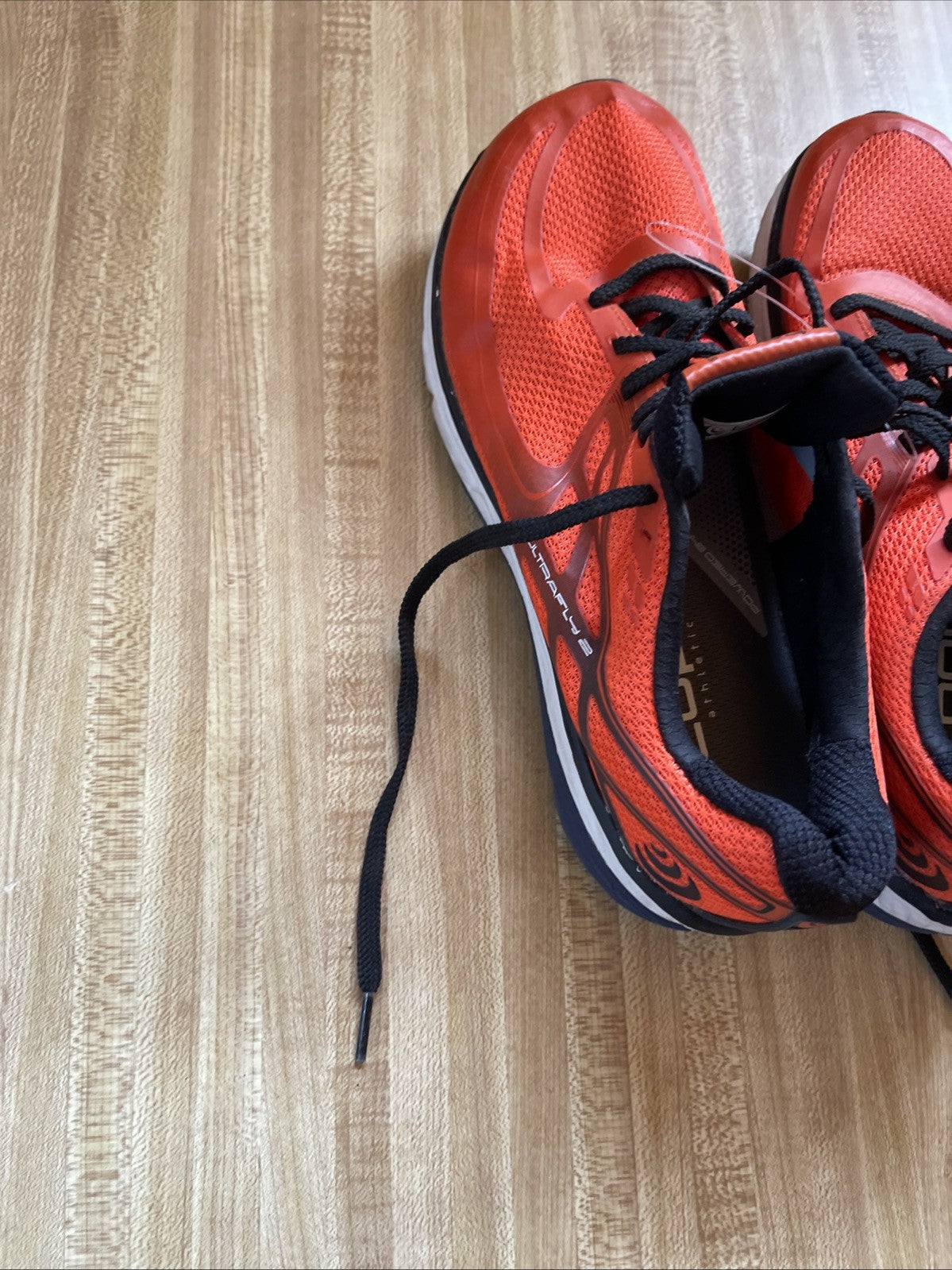 Topo Ultrafly 2 Size 8.5