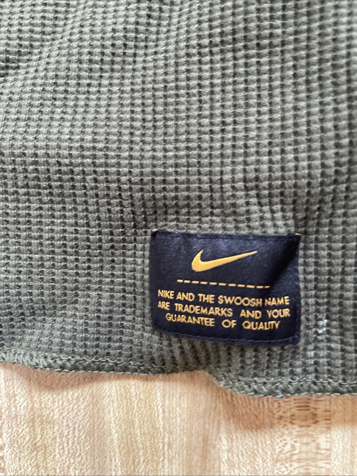 nike thermal sweatshirt Large 