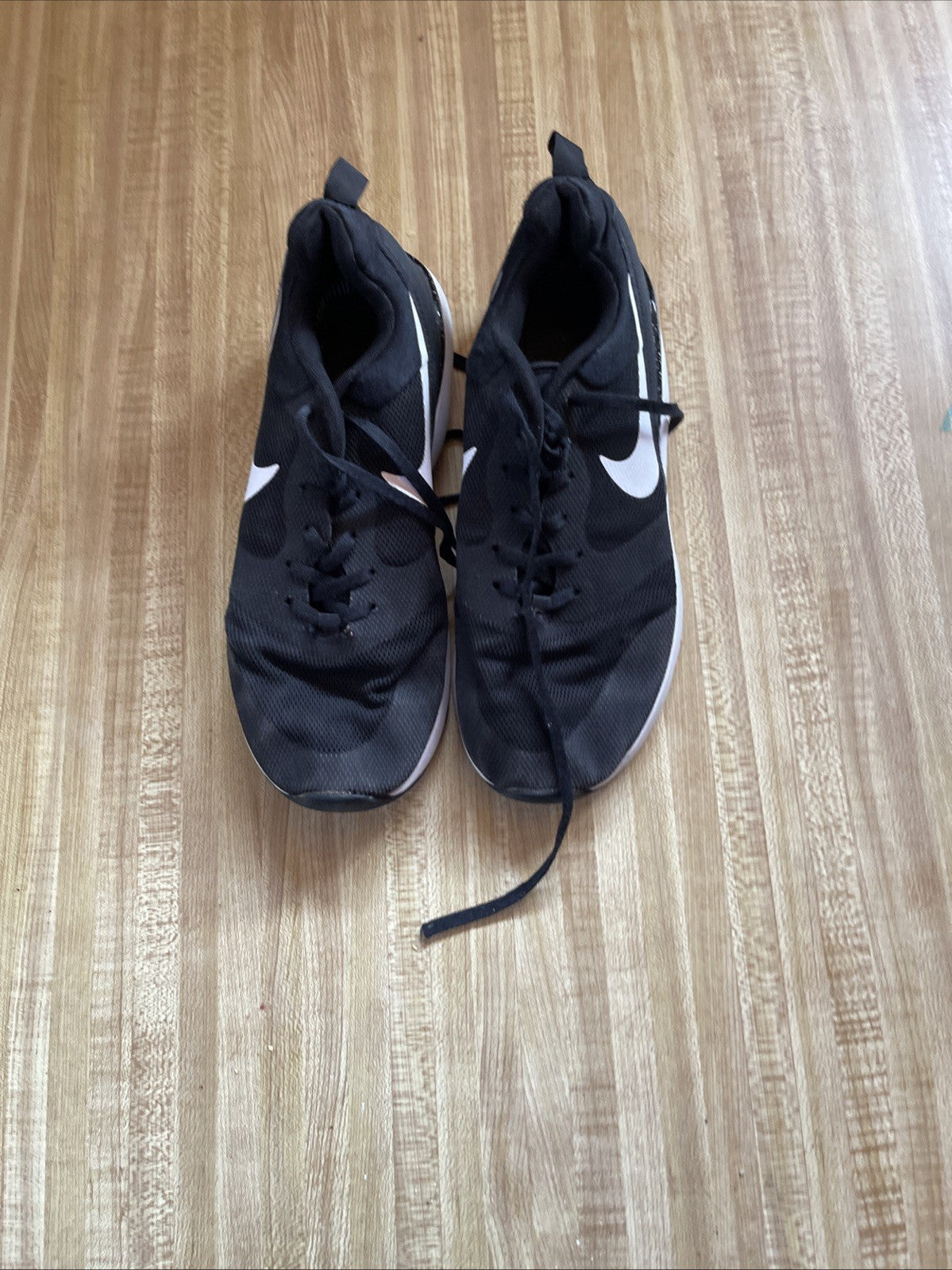 Size 9 - Nike Air Max Siren Black