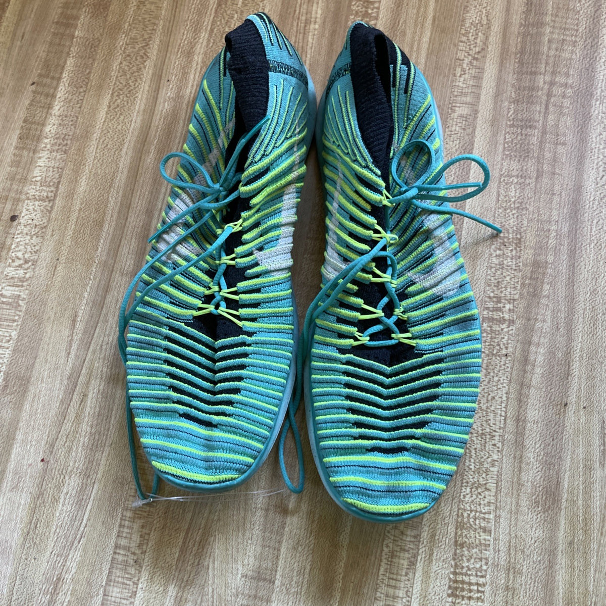nike free rn motion flyknit 9.5