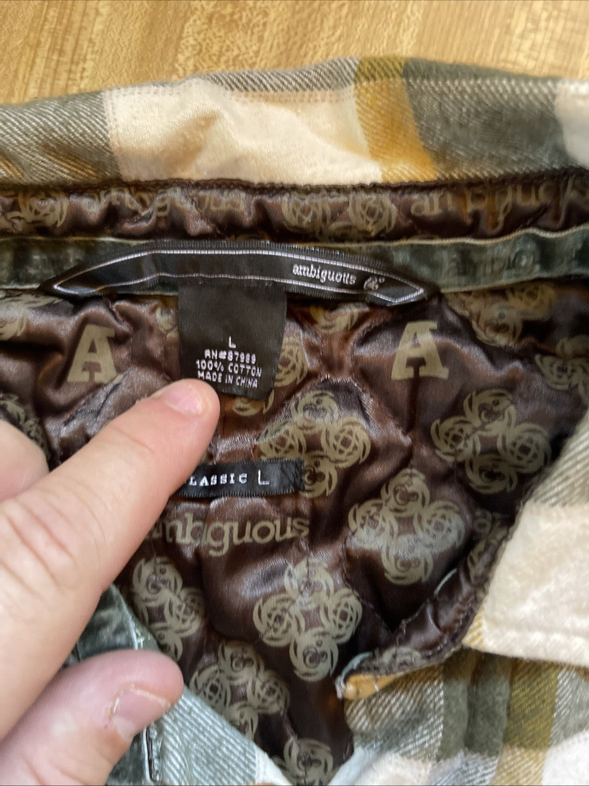 Ambiguous Flannel Large 