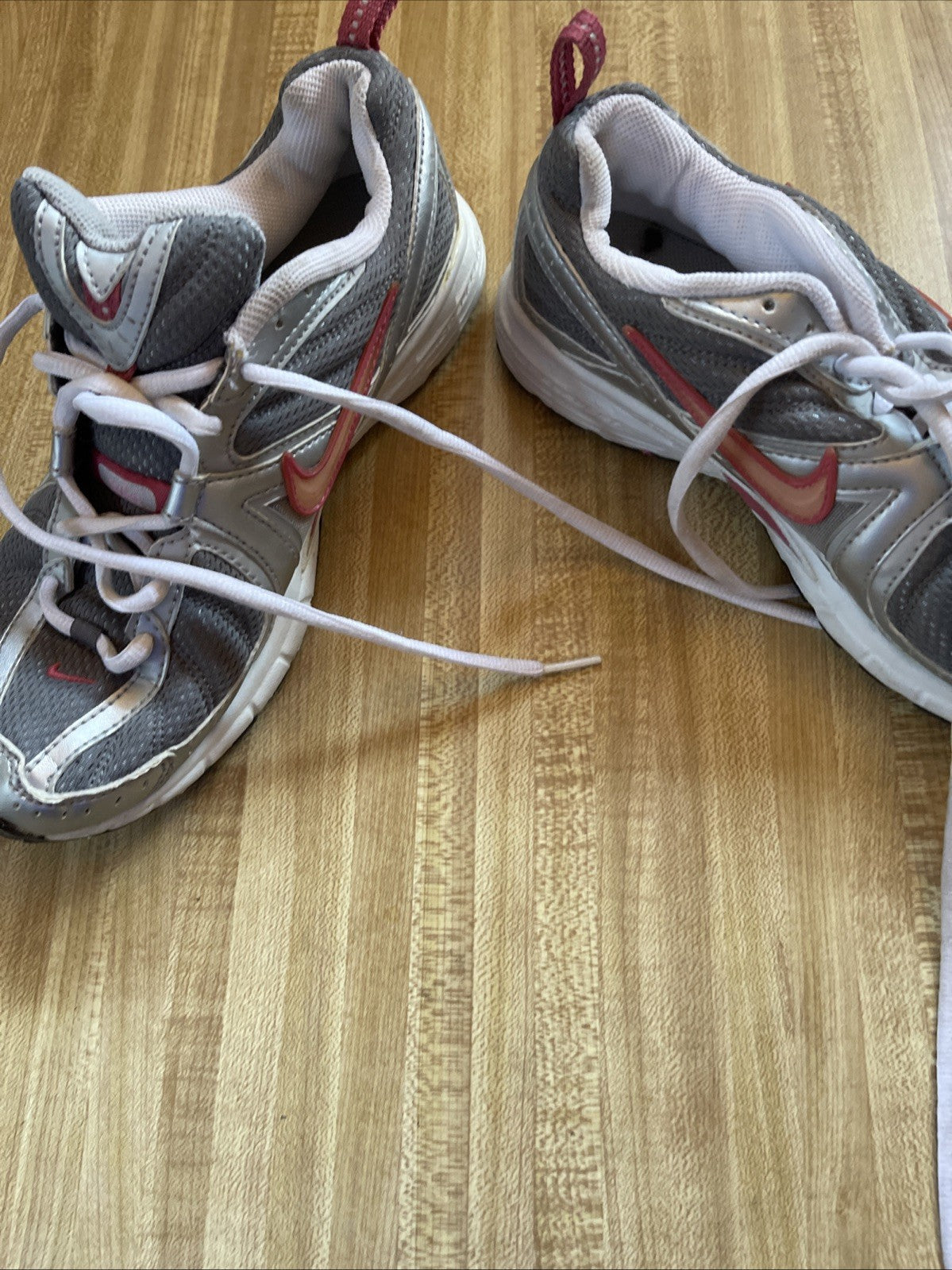 nike running shoes women 8