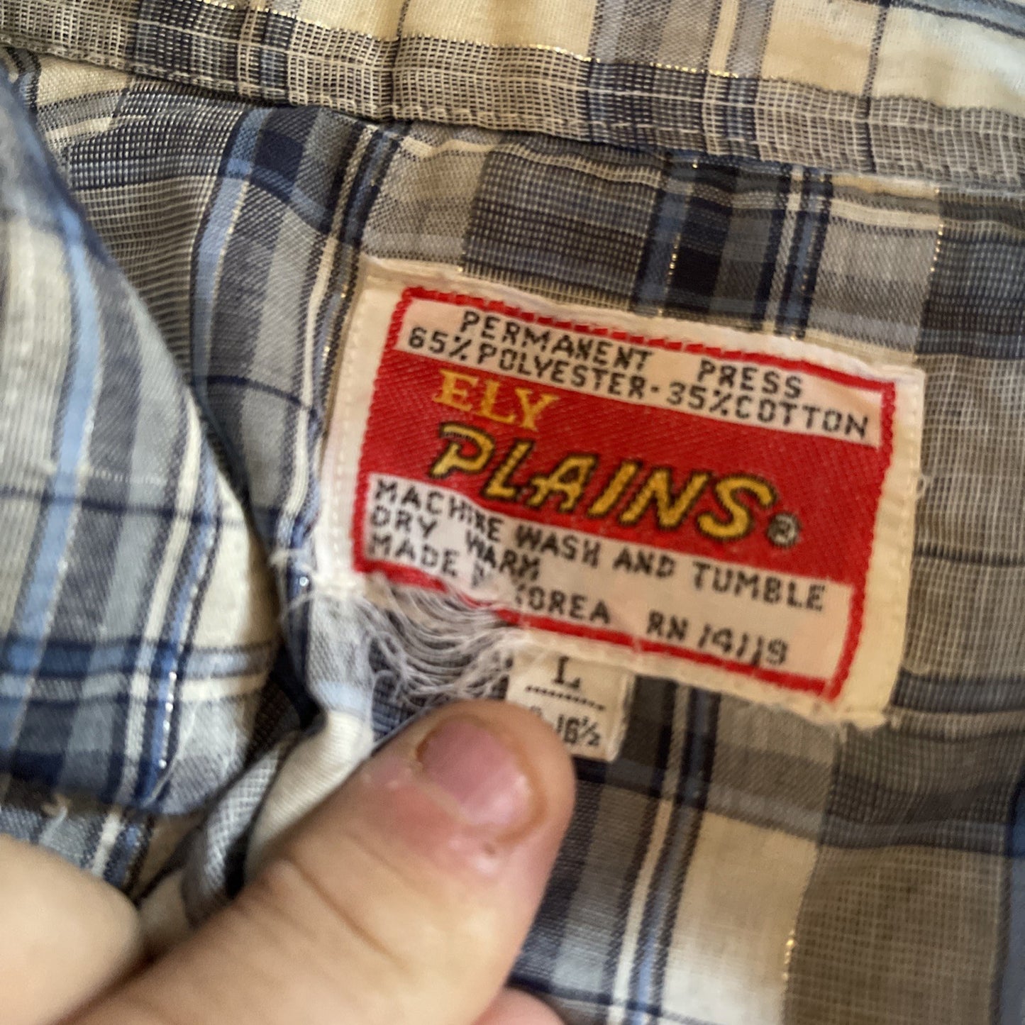 ely plains pearl snap shirt Large 