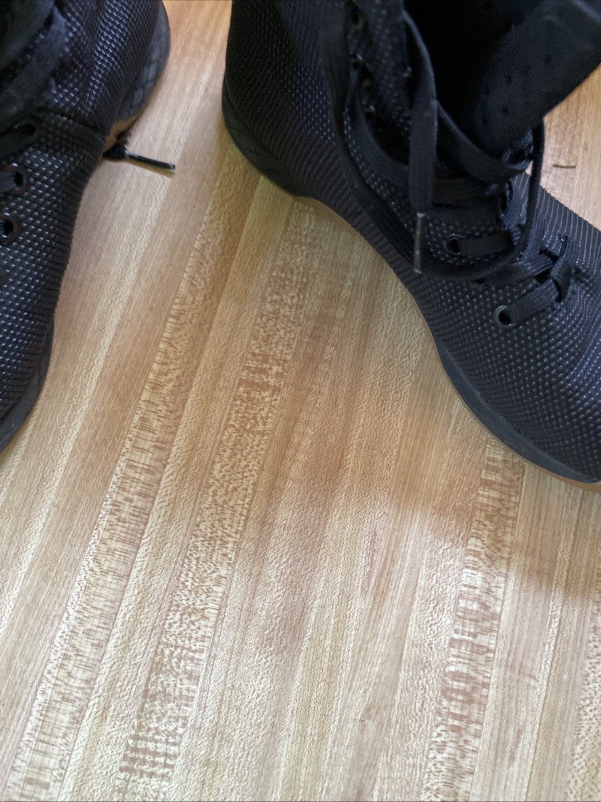 No Bull Sneakers 8.5
