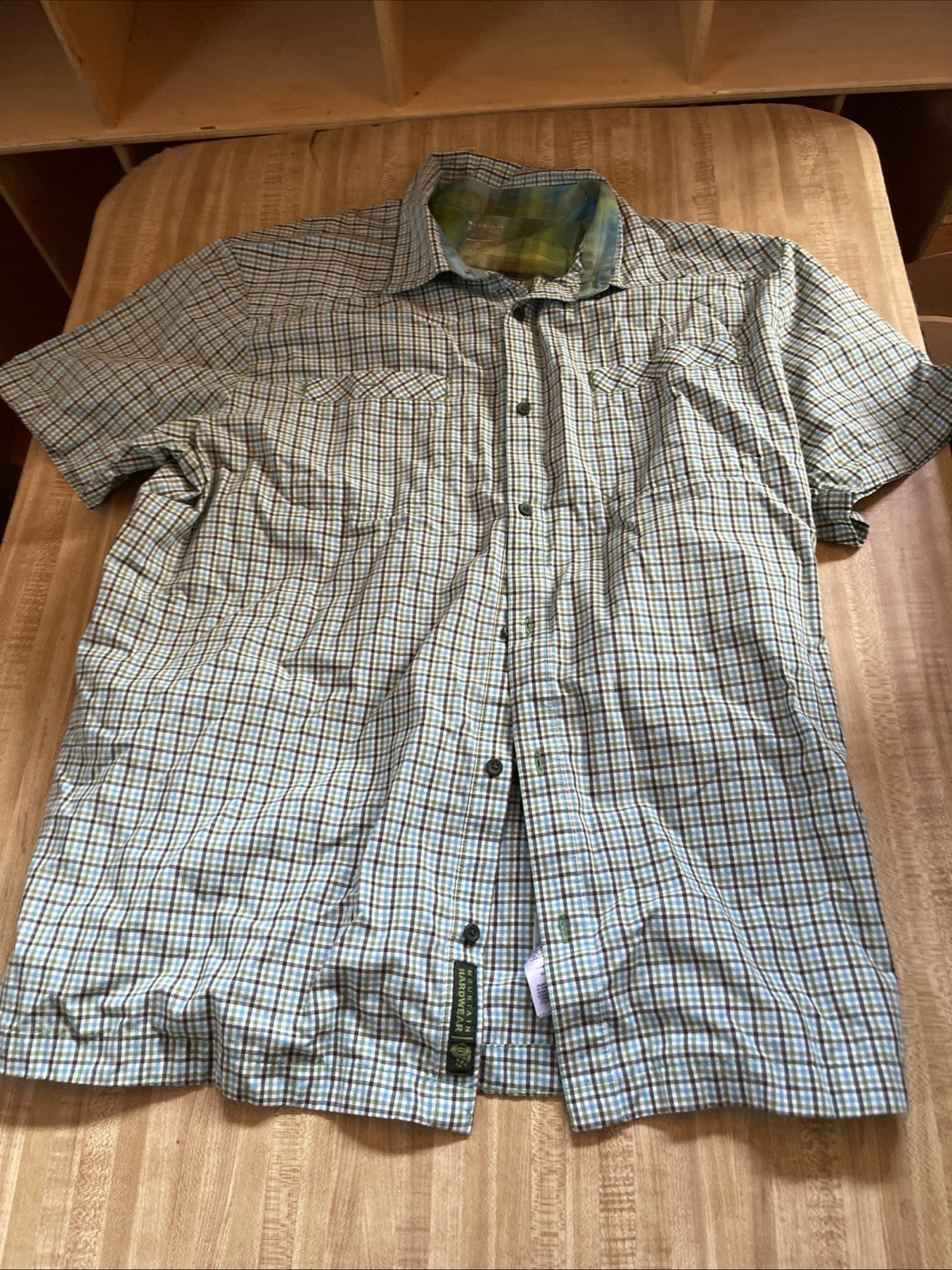 Mountain Hard Wear Button Up XL