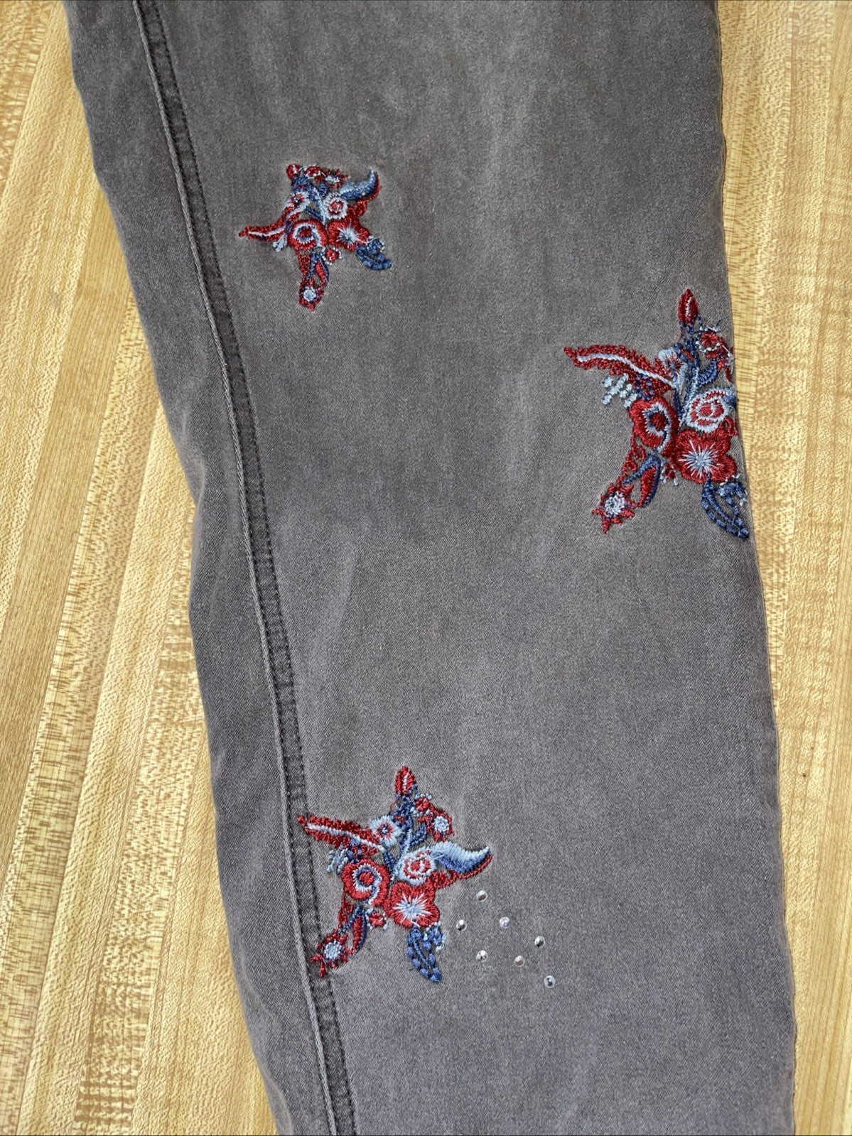 DG2 Jeans Embroidered 18WT