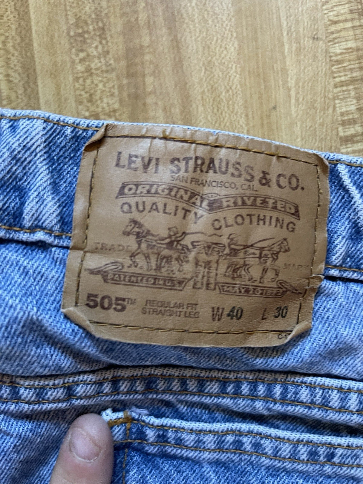 Vintage Levi’s 505 Orange Tab Jeans 40/30