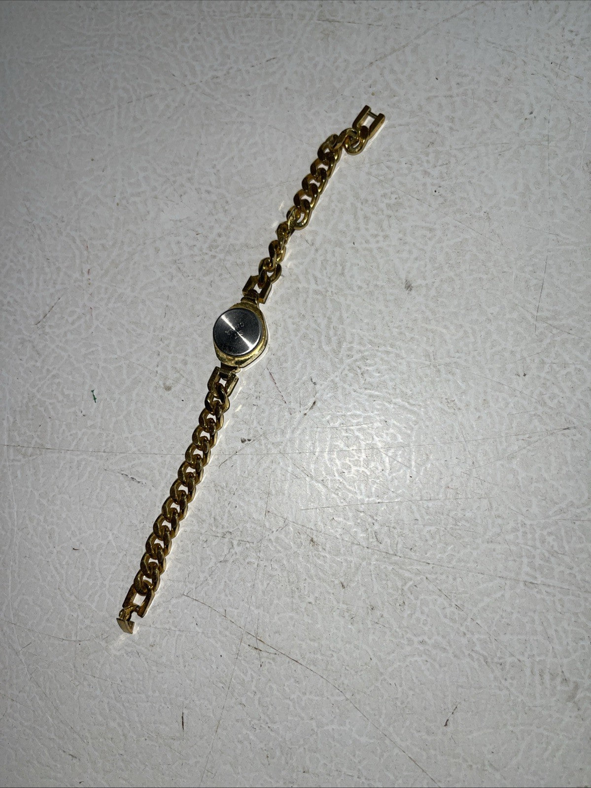 Vintage Lady Sovereign Watch Needs Battery 