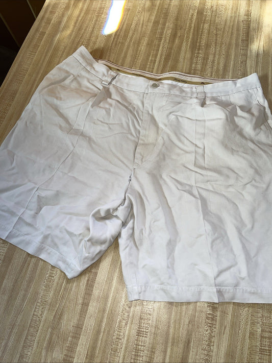 Tommy Bahama Shorts 38