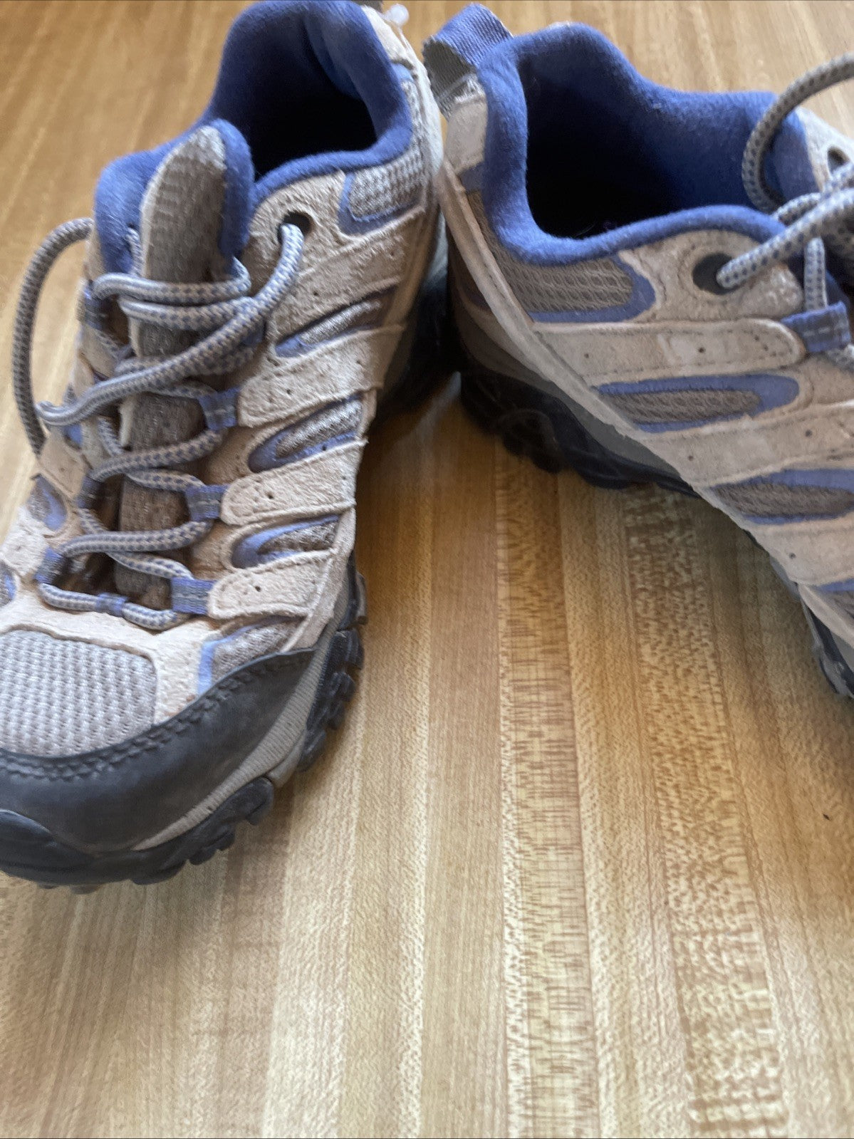 Merrell Hiking Shoes 7.5