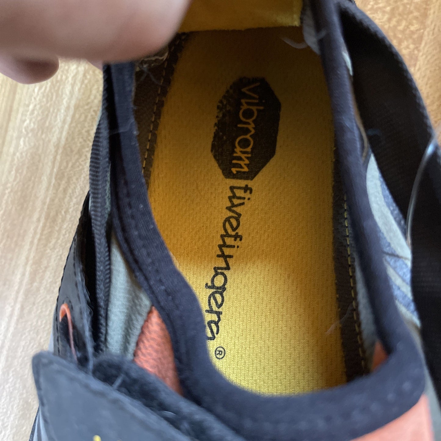vibram fivefingers 44/11