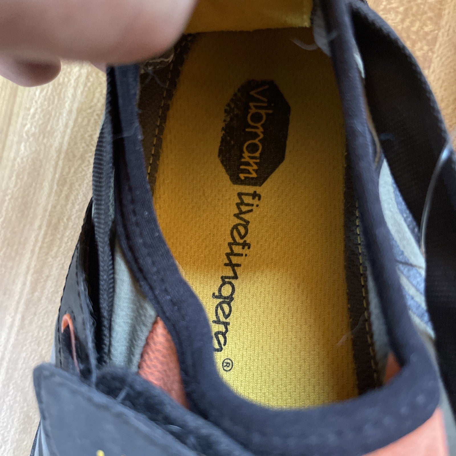 vibram fivefingers 44/11