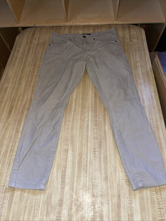 Under 510 Corduroy Jeans 28/25