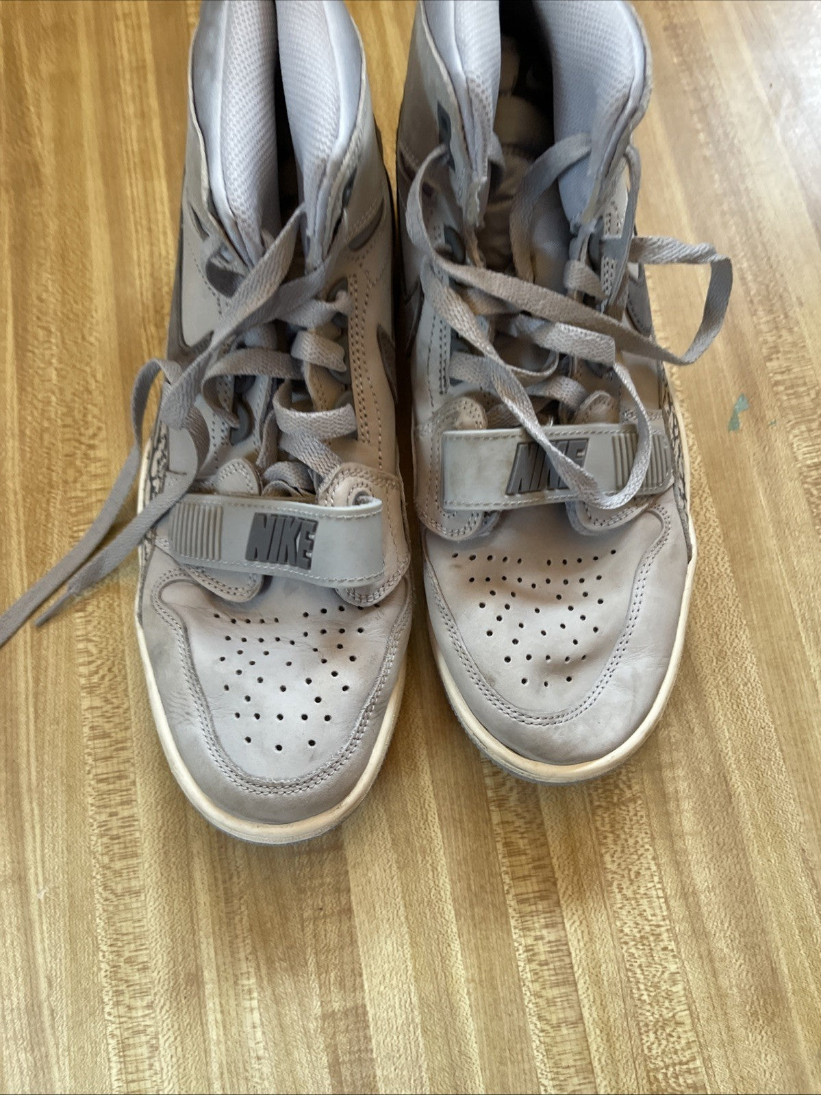 Nike Air Jordan Legacy 312 Wolf Grey Size. 9