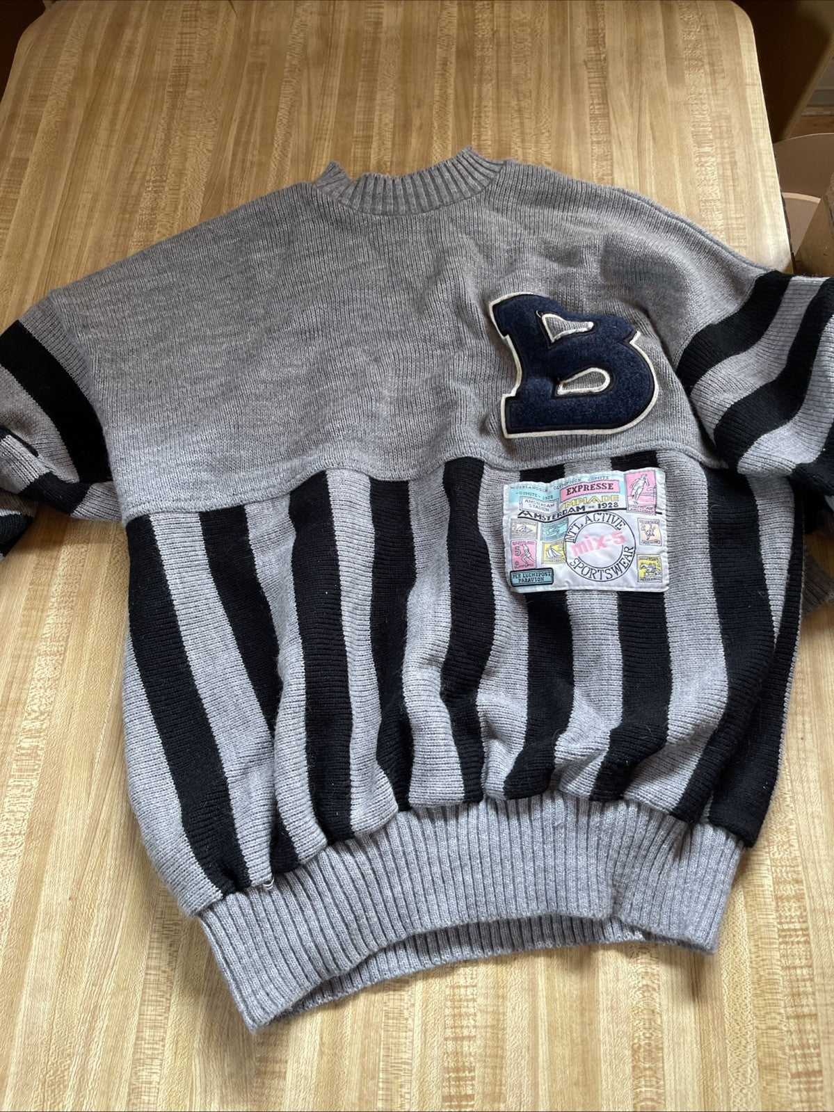 Vintage Sweater Large 