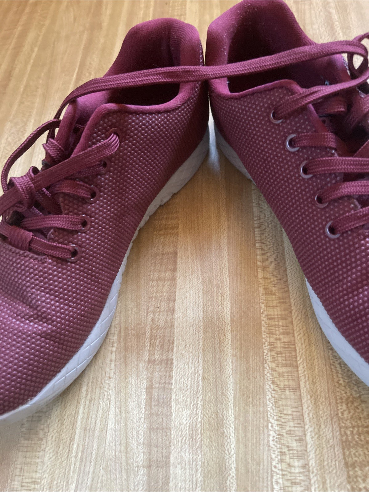 Nobull Shoes Men’s 9 Womens 10.5
