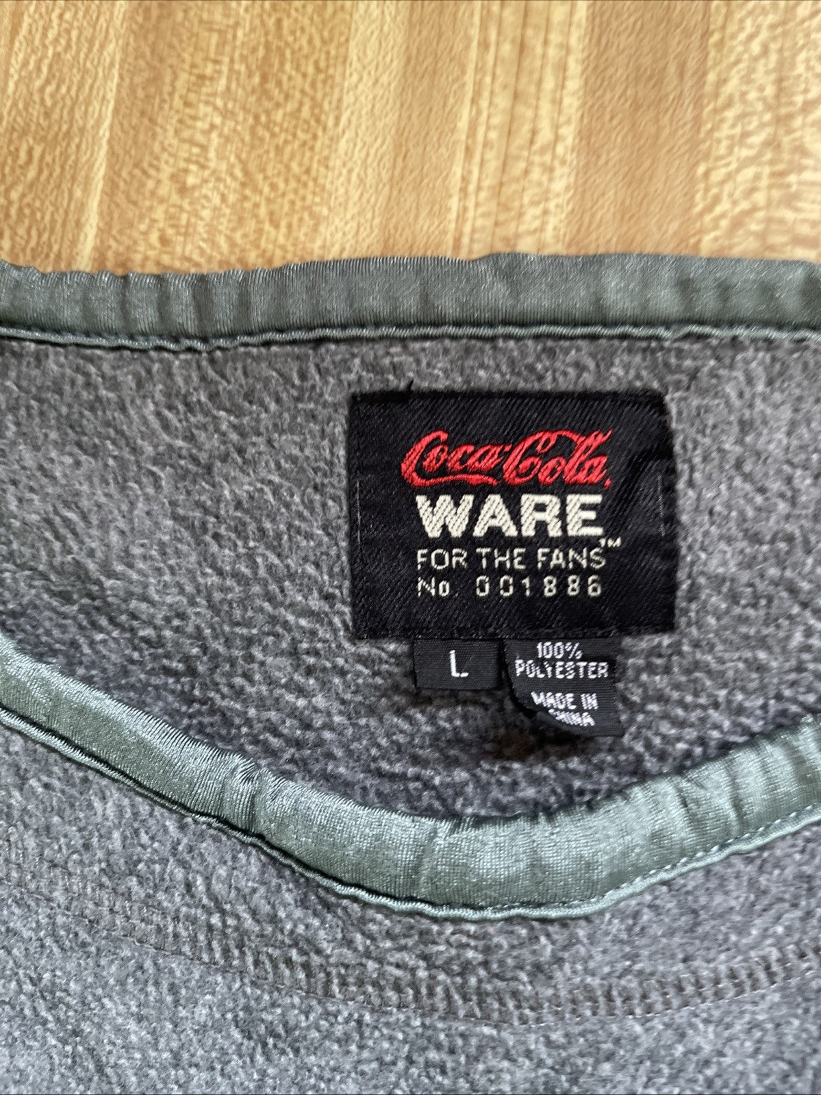 Coca Cola Ware Sweater Large 