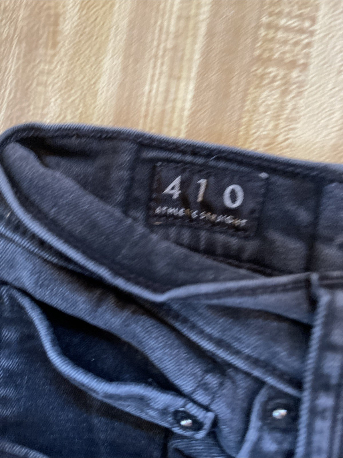 lucky brand 410 athletic straight 32/32 Tag Says 32/34