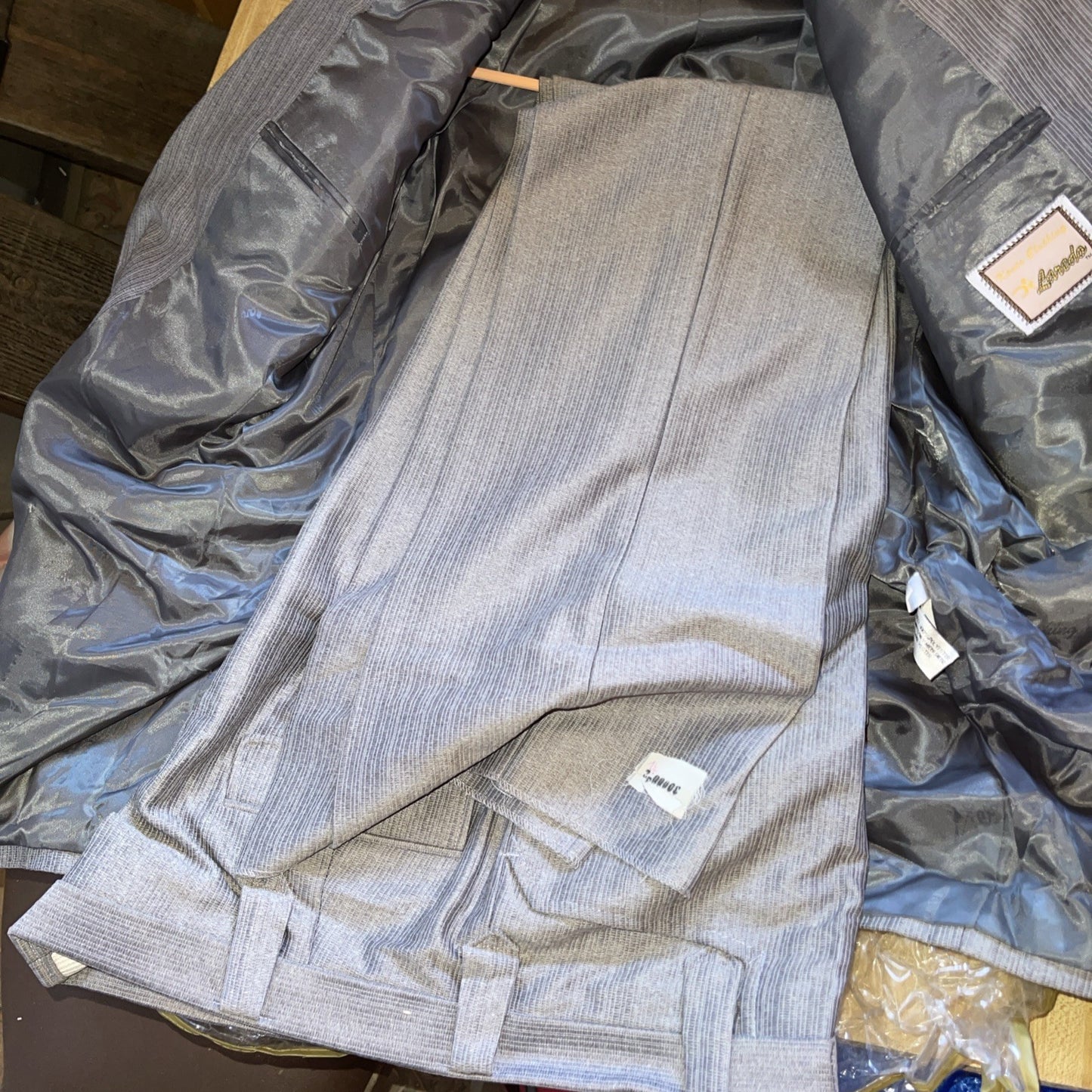Deadstock Kenco Suit 46R