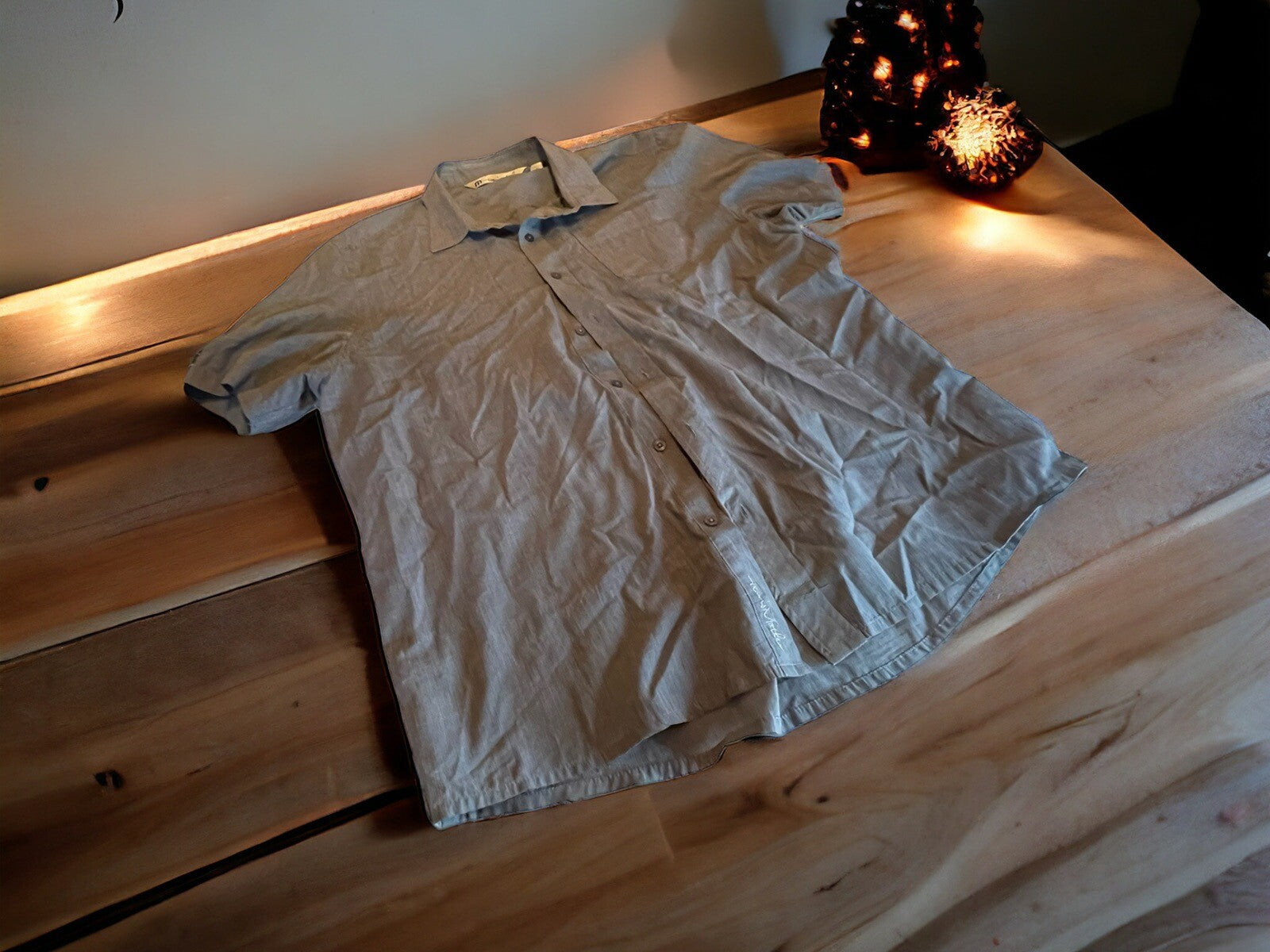 Travis Mathew Button Up XL