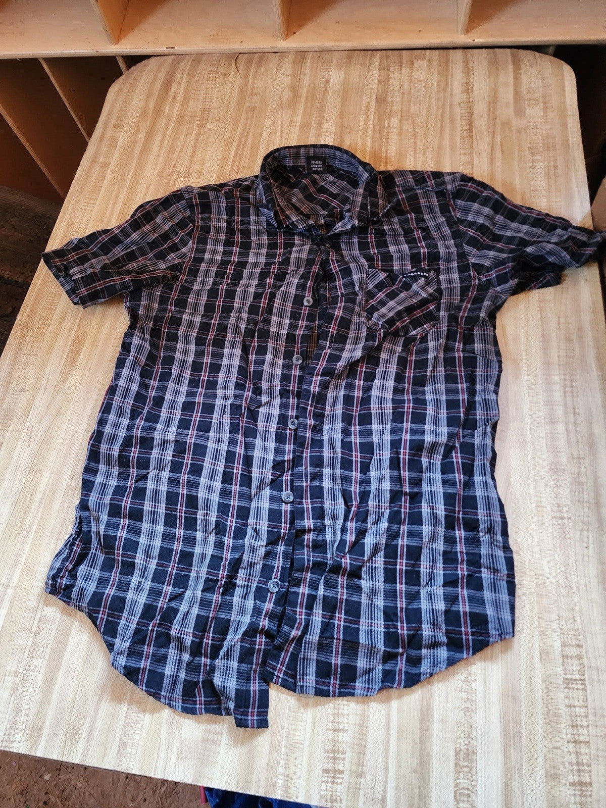 Oakley Button Up Small 
