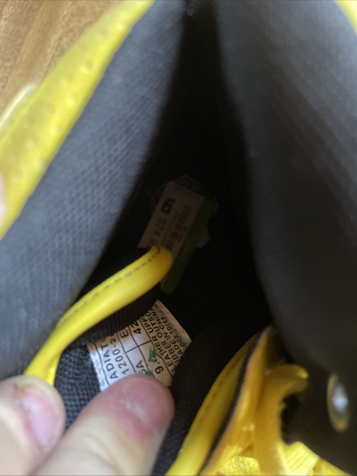 Vlado Gladiator Sneakers 9.5