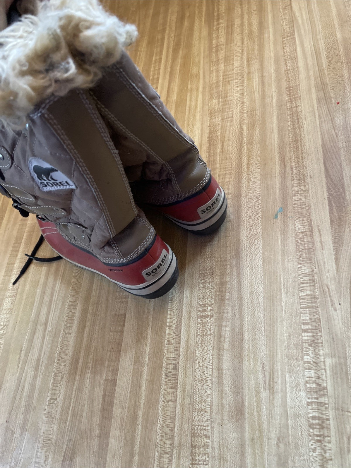 sorel snow boots women 7.5