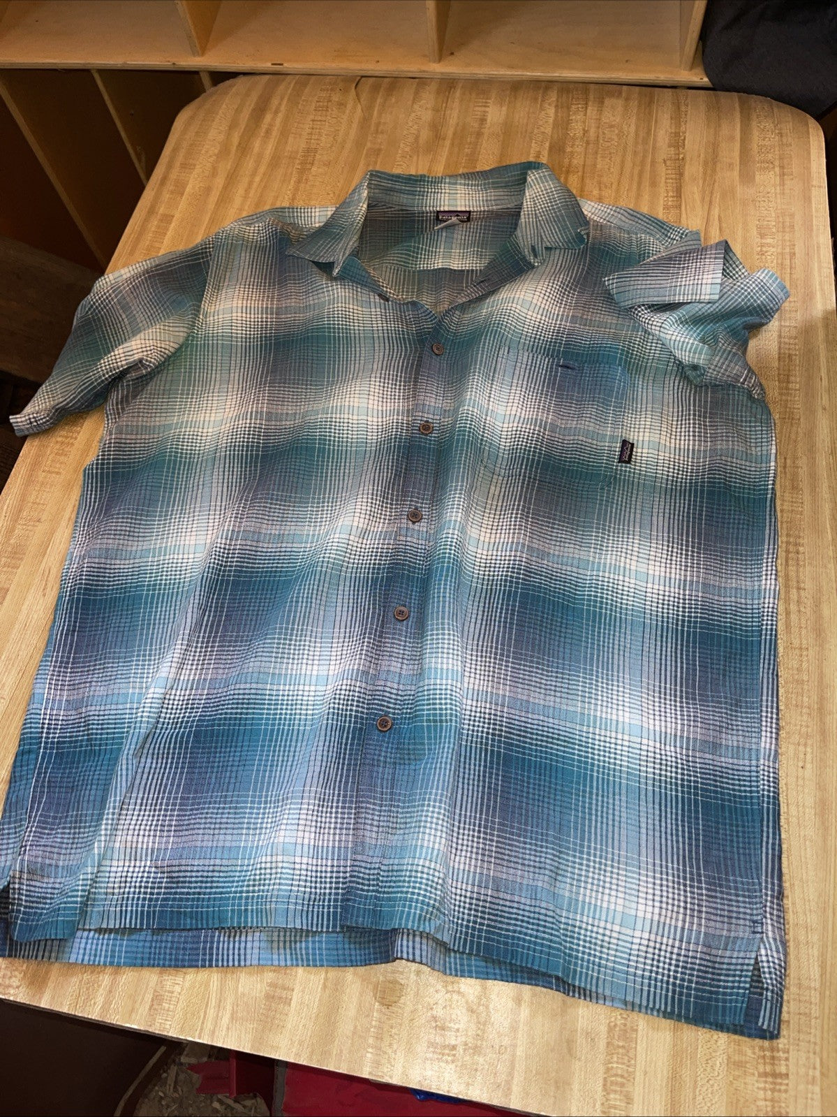 patagonia organic cotton button up xl