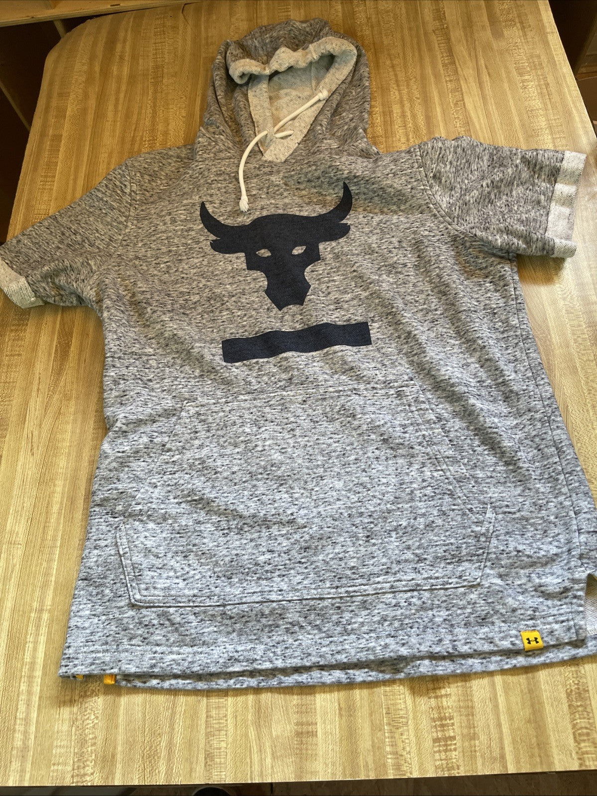 UA Project Rock Hoodie Medium 