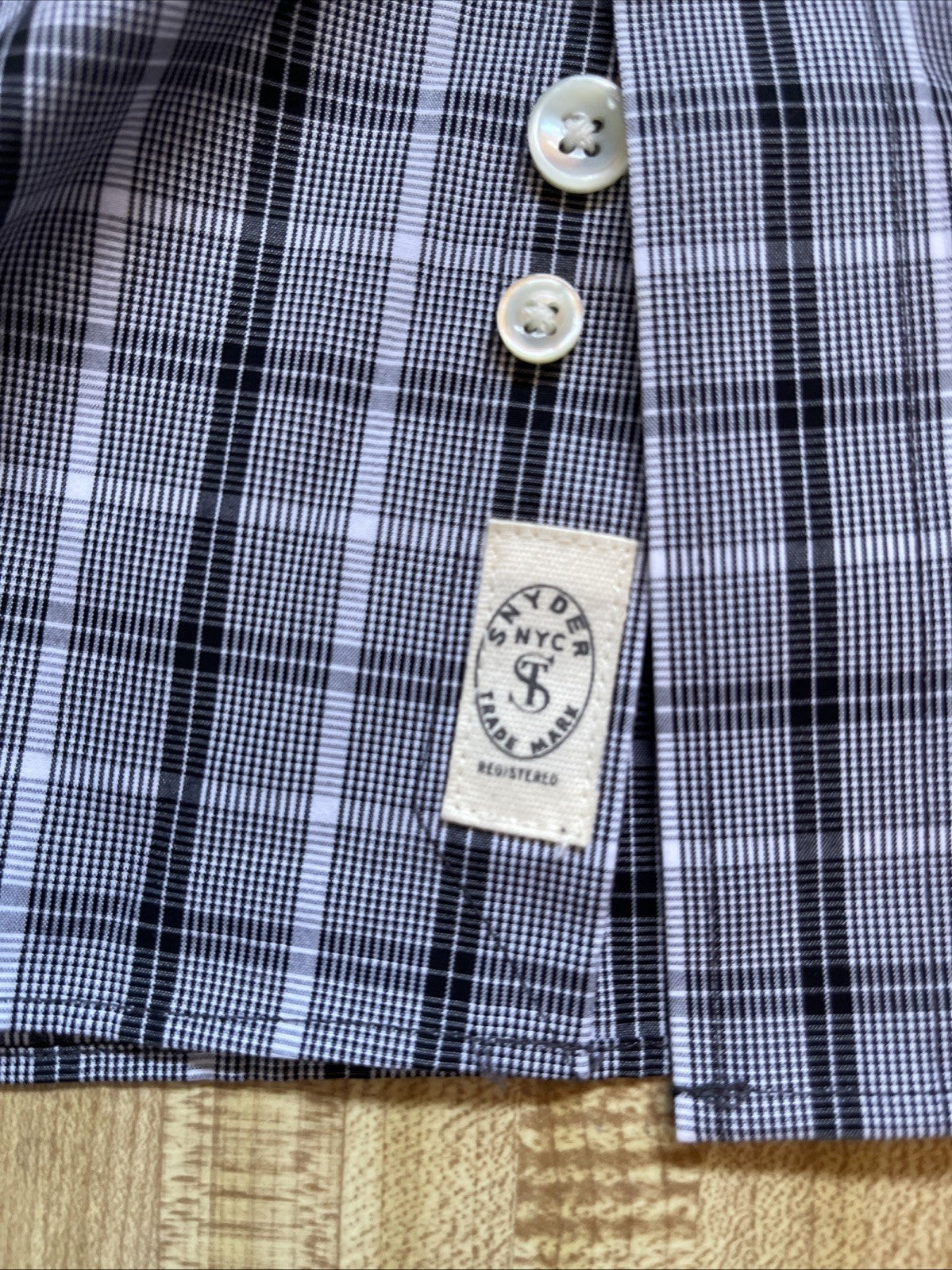 Todd Snyder Button Up 15.5