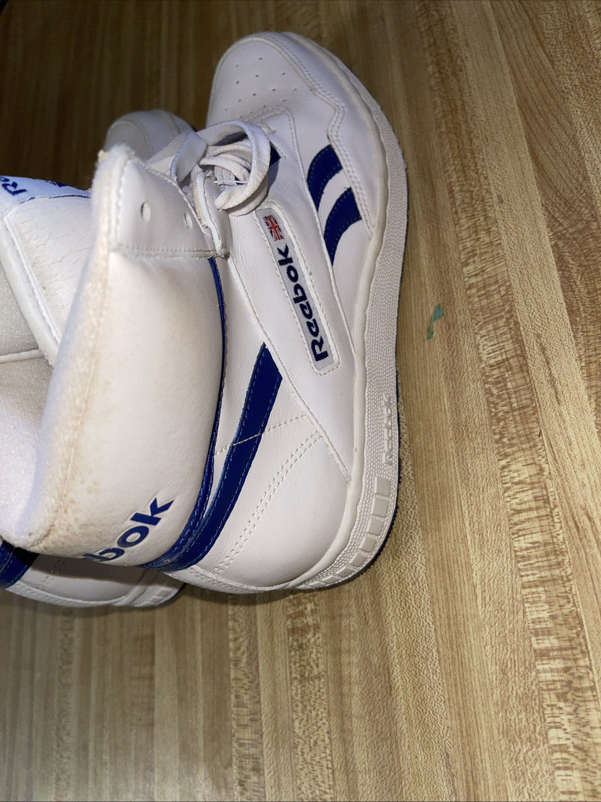 Vintage Reebok Sneakers 9.5