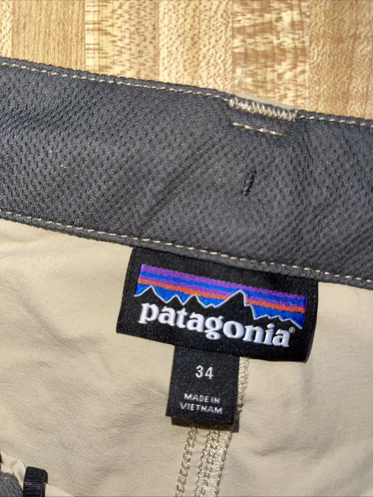 Patagonia Shorts 34