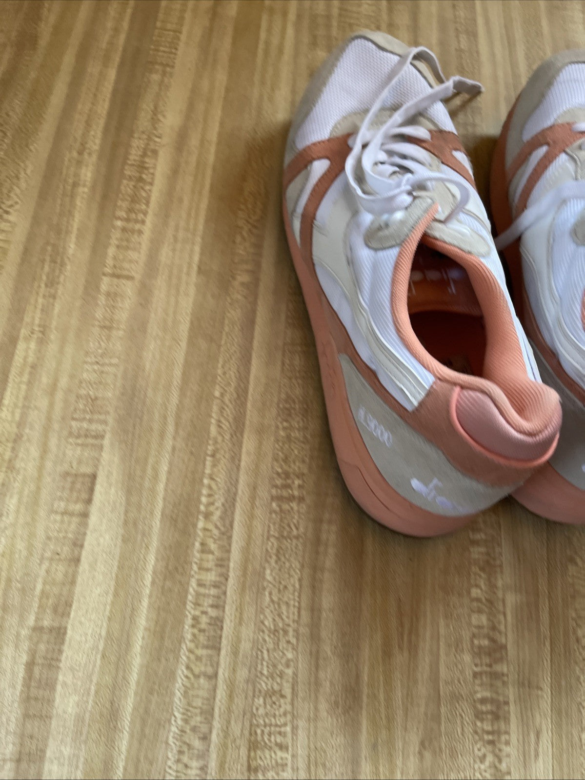 Diadora N9000 Men’s Size 12 Tennis Shoes Peaches and Cream Color-way