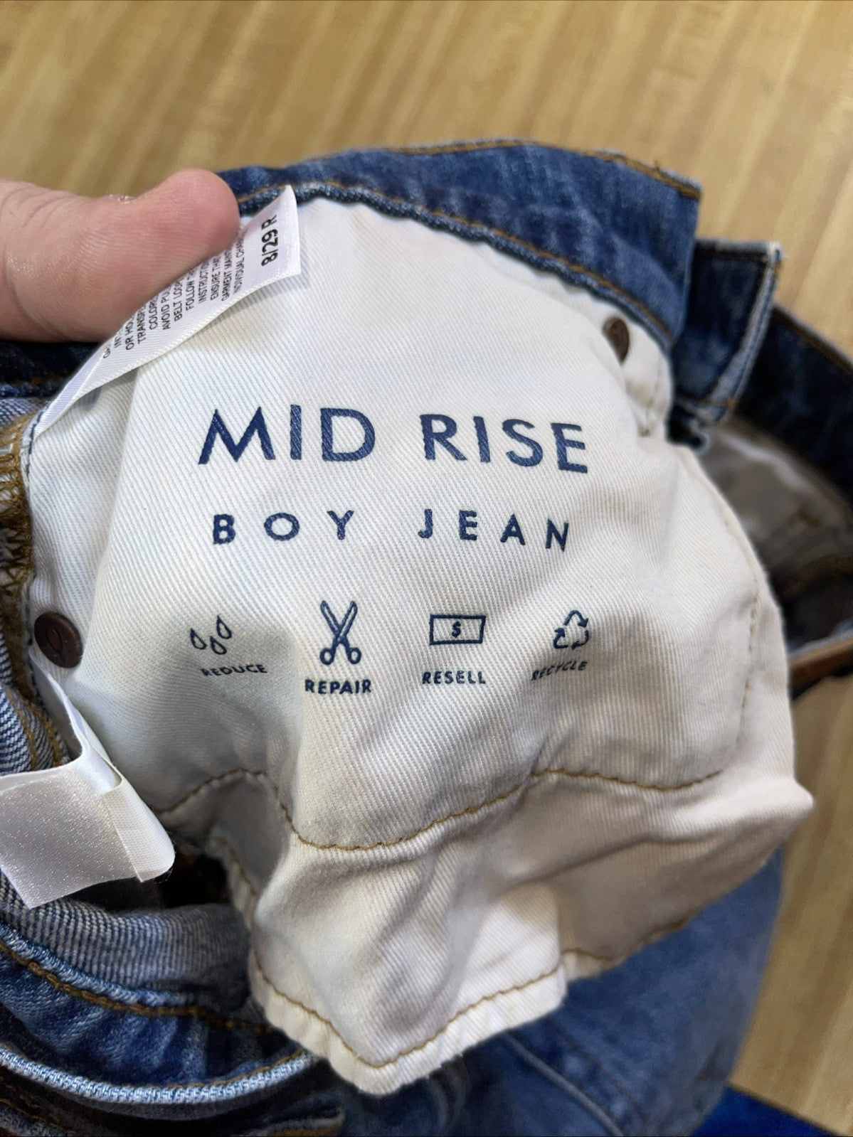 lucky brand mid rise boy jeans 8 Distressed 