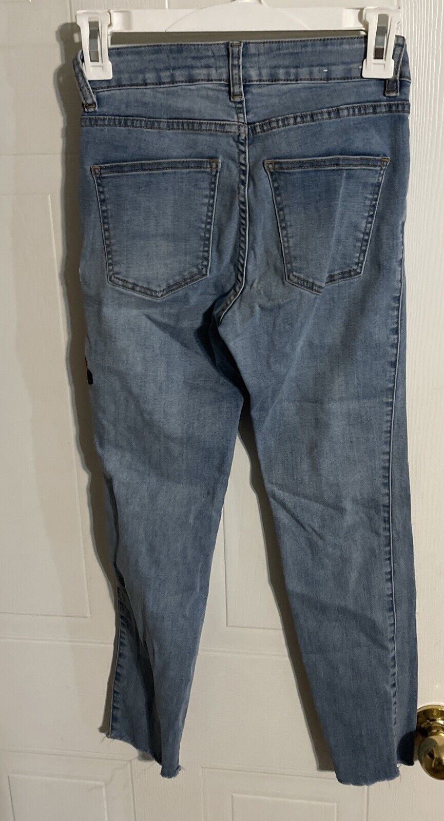 Cotton On Mid Grazer Skinny Jeans Women's Size 4 Blue Raw Hem Embroidered Floral