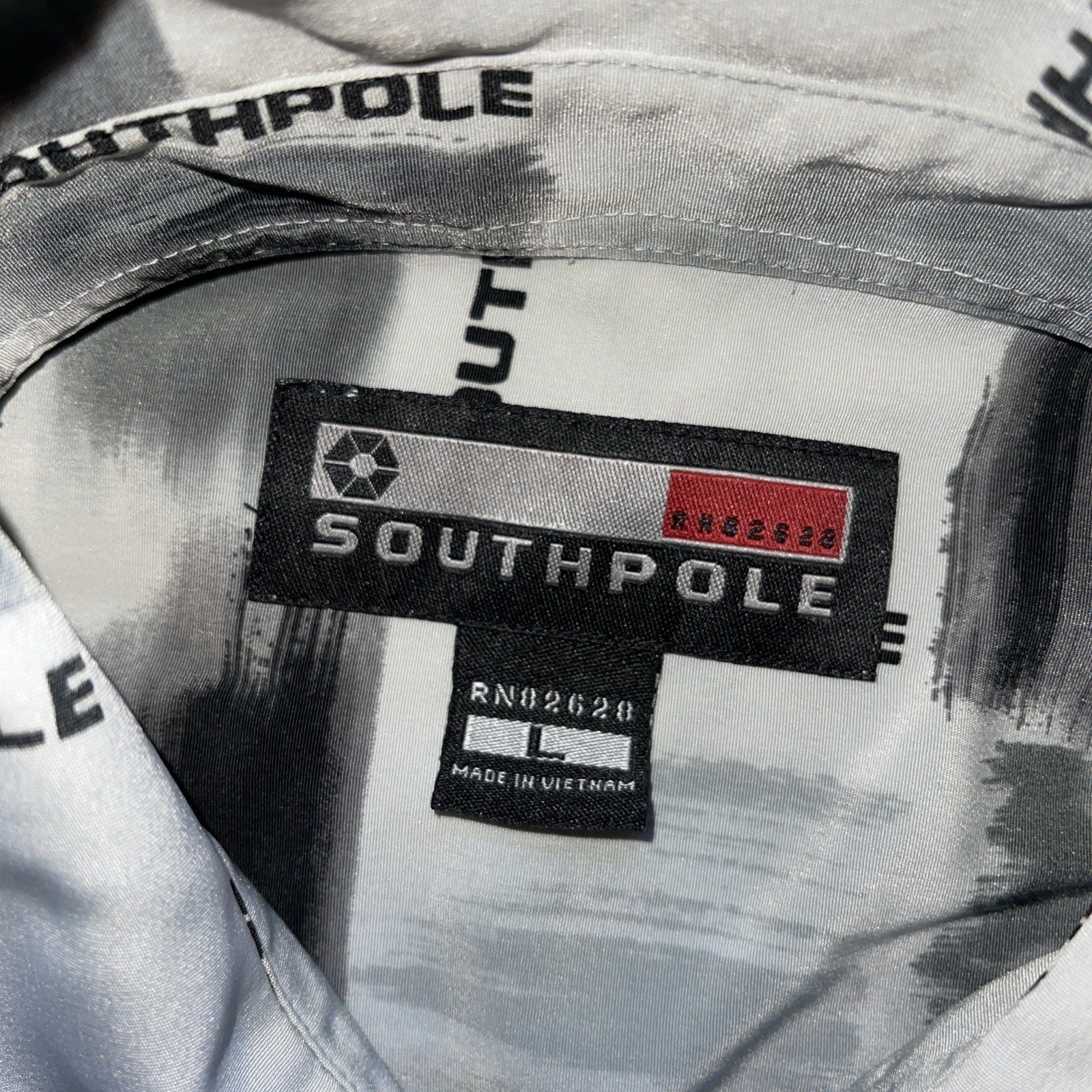 Southpole AOP Button Up Large 