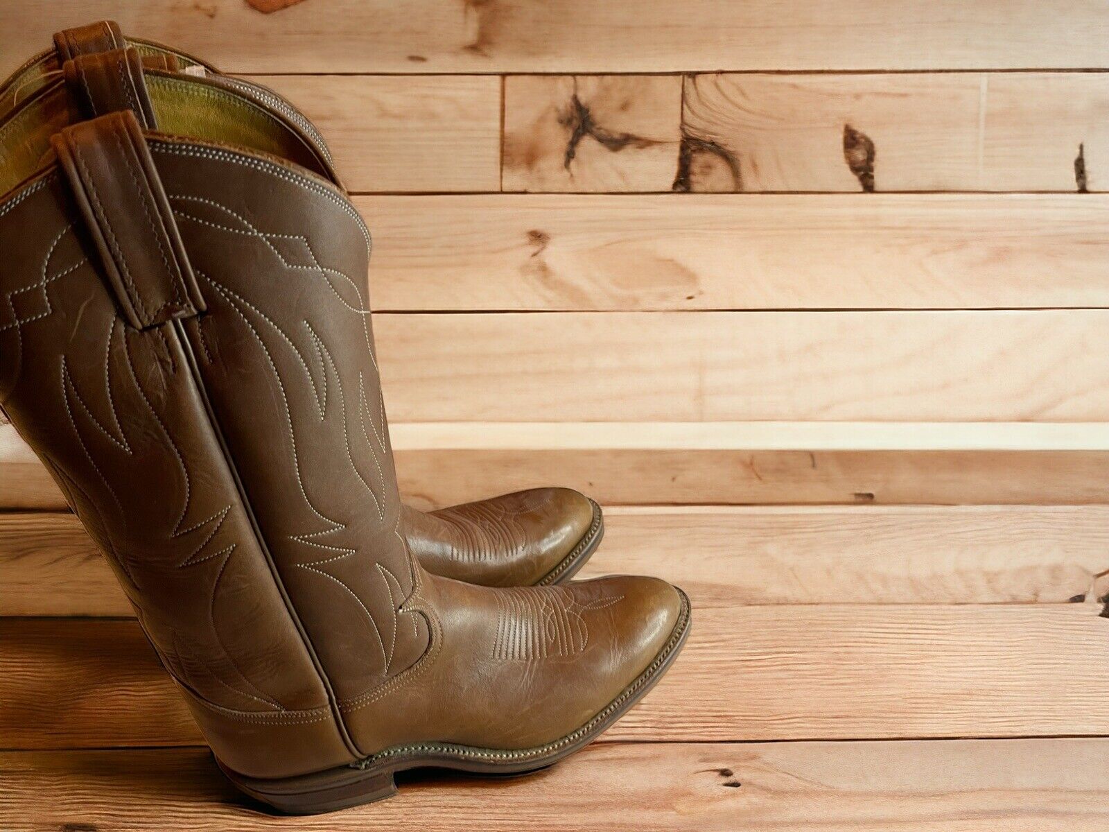 Tony Lama 4013 8B Tufgum Soles