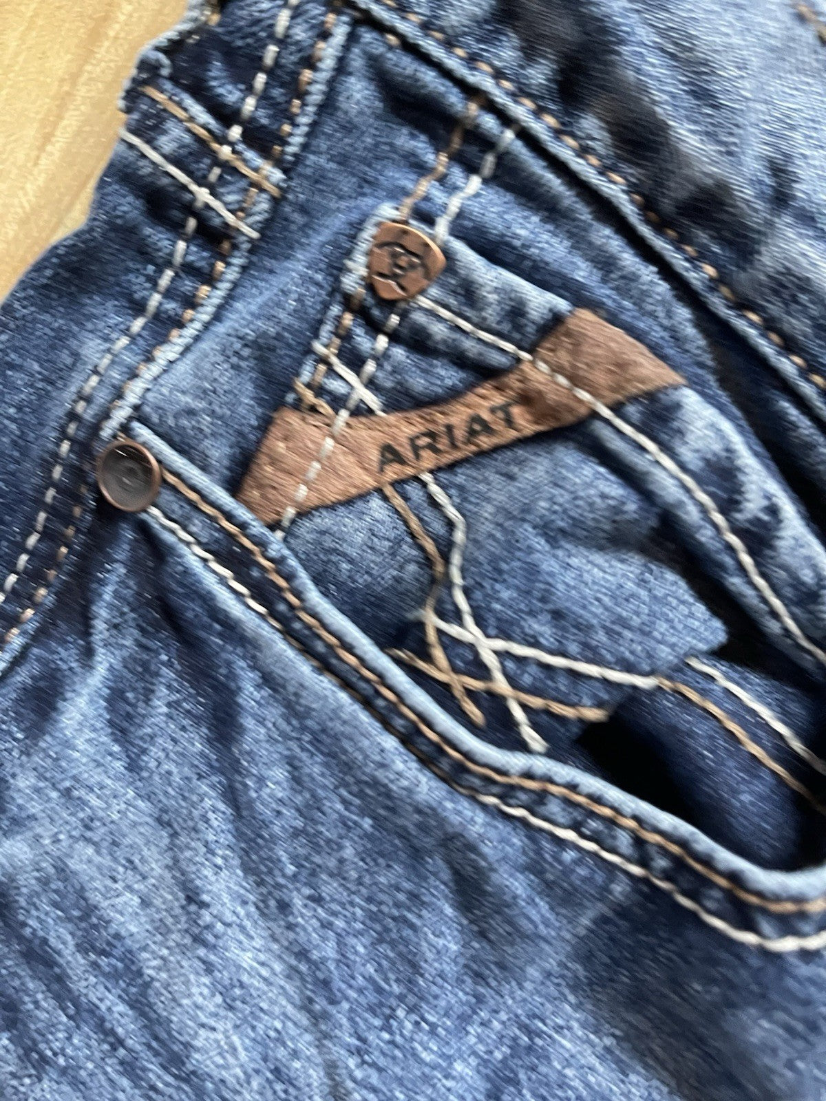 ariat m7 slim fit straight leg Jeans 34/32