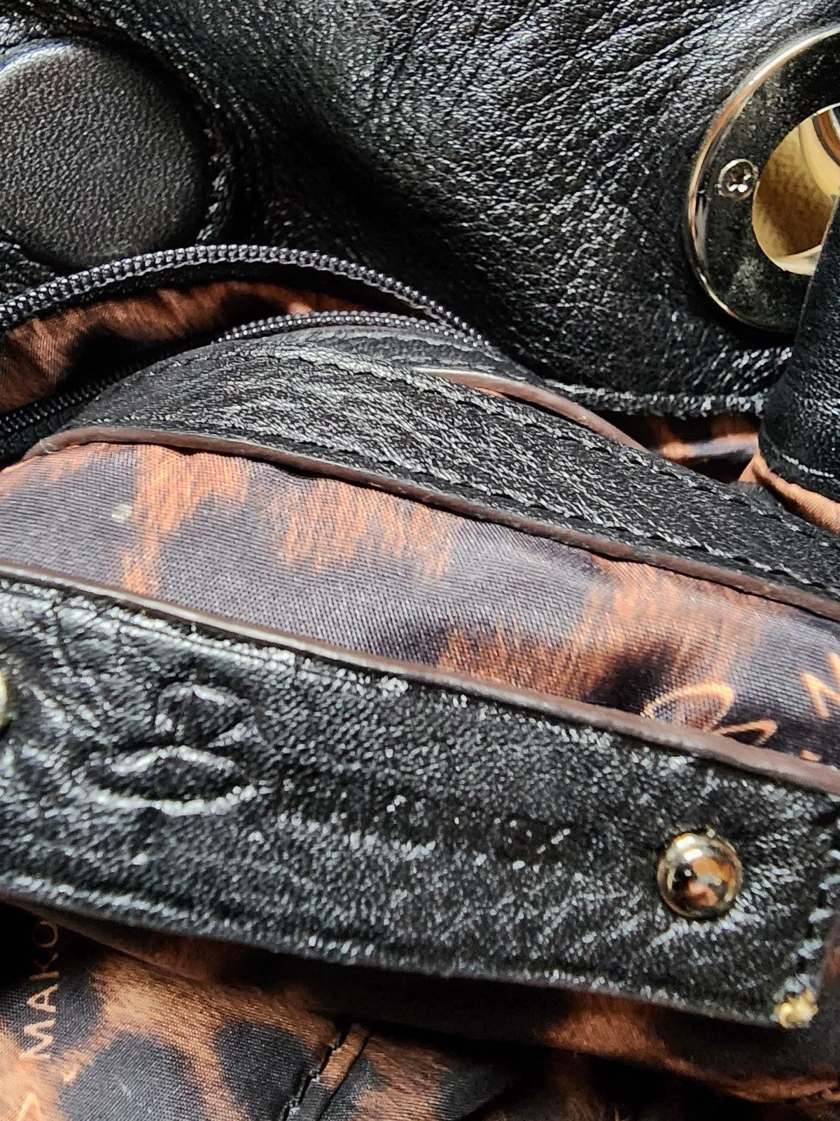 b makowsky leather handbag