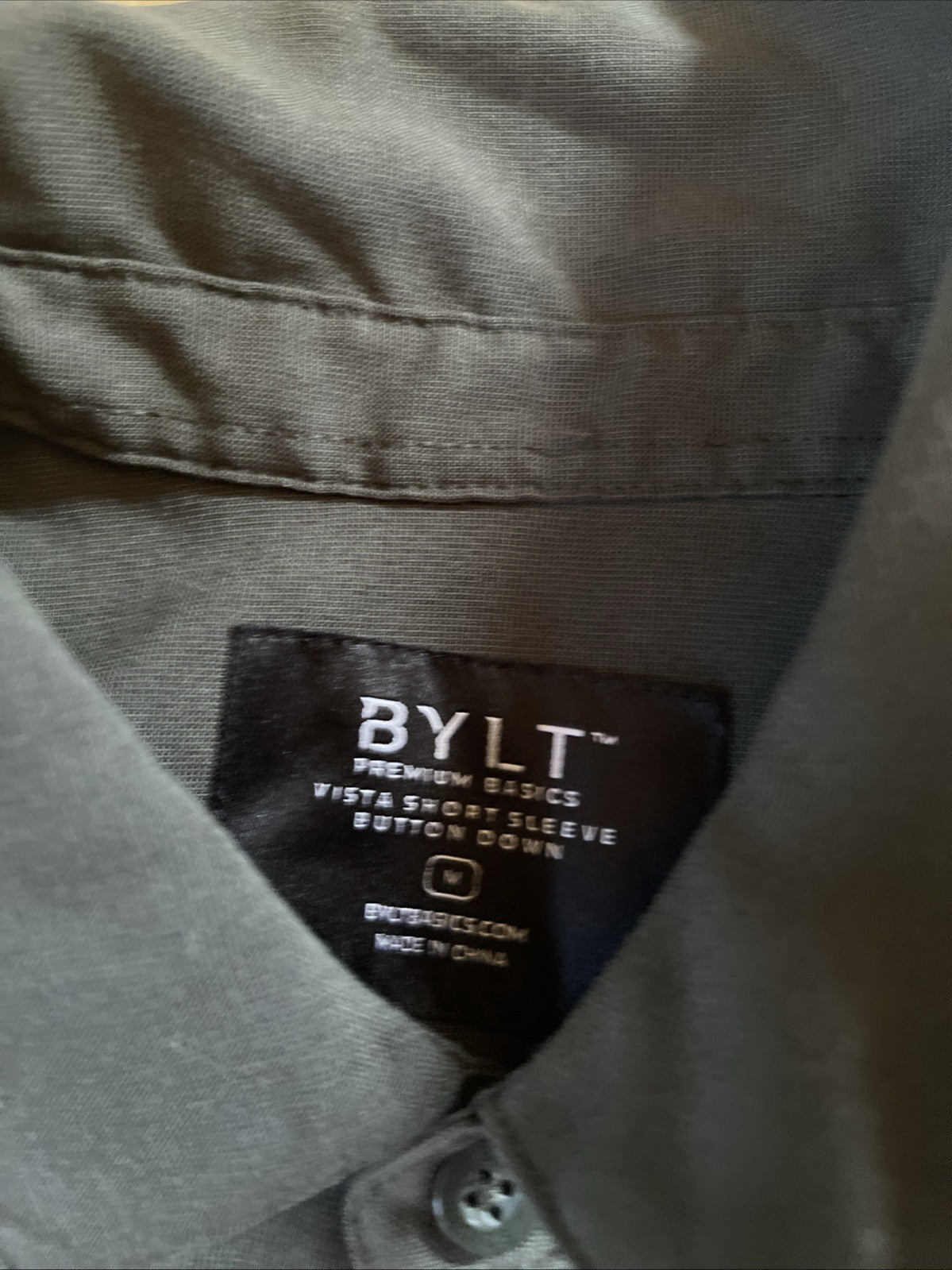 Bylt Button Up Medium 