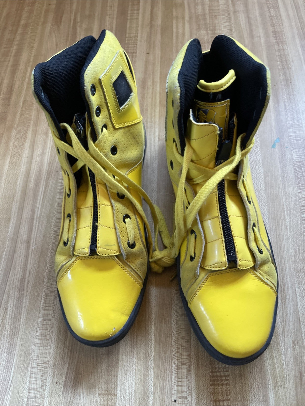 Vlado Gladiator Sneakers 9.5