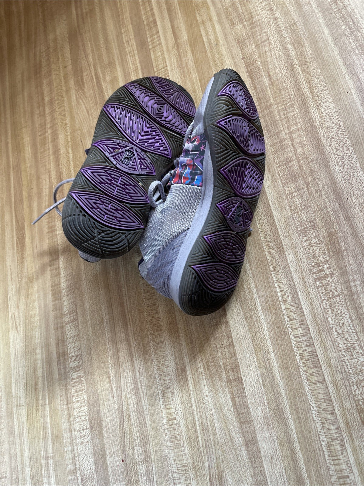 Nike Kyrie 5 Graffiti Size 3.5Y