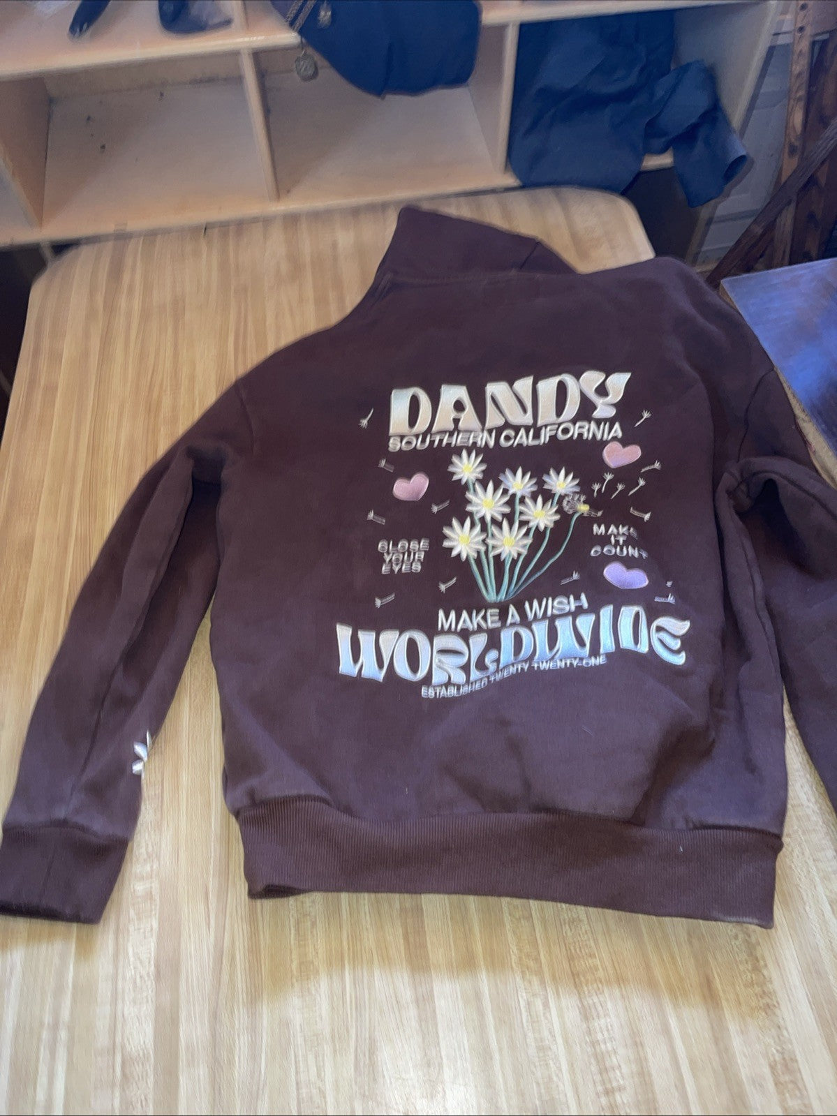dandy worldwide hoodie Small 