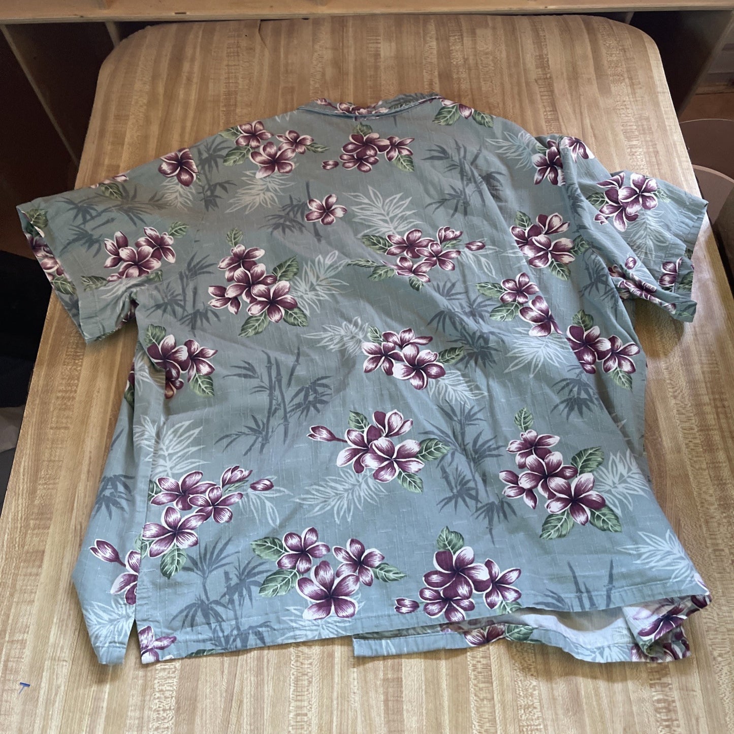 Go Barefoot Hawaiian Shirt 2XL 