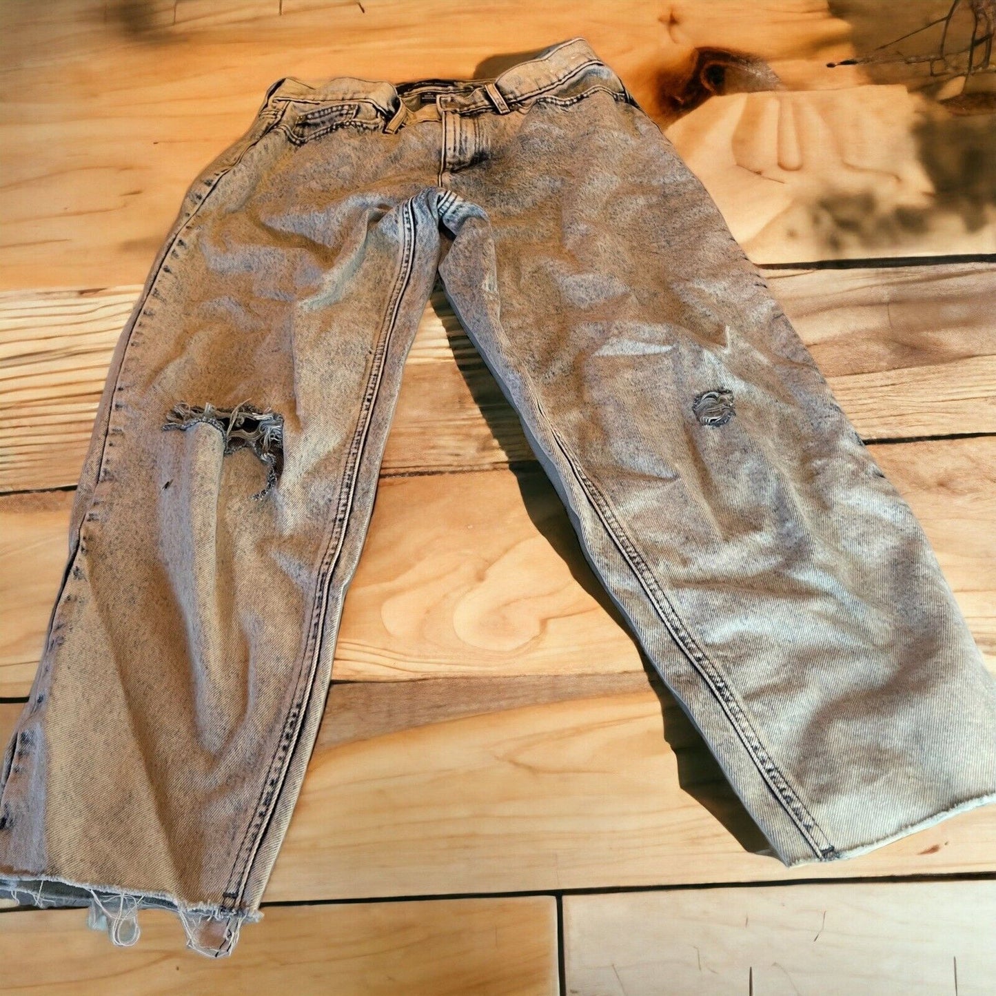 Calvin Klein Jeans High Rise Mom Jeans Acid Washed Distressed Size 30