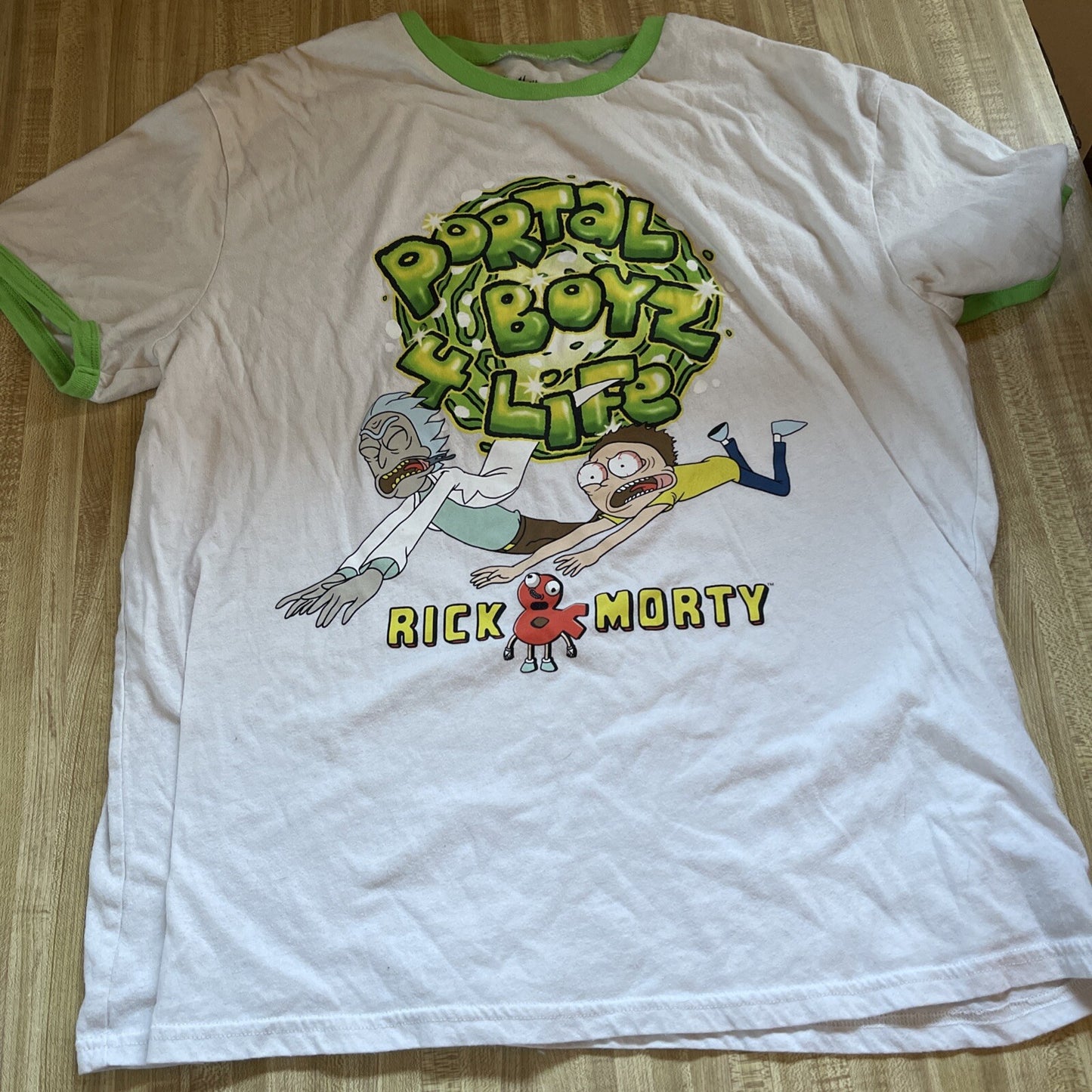 Rick And Morty Ringer T Shirt XL