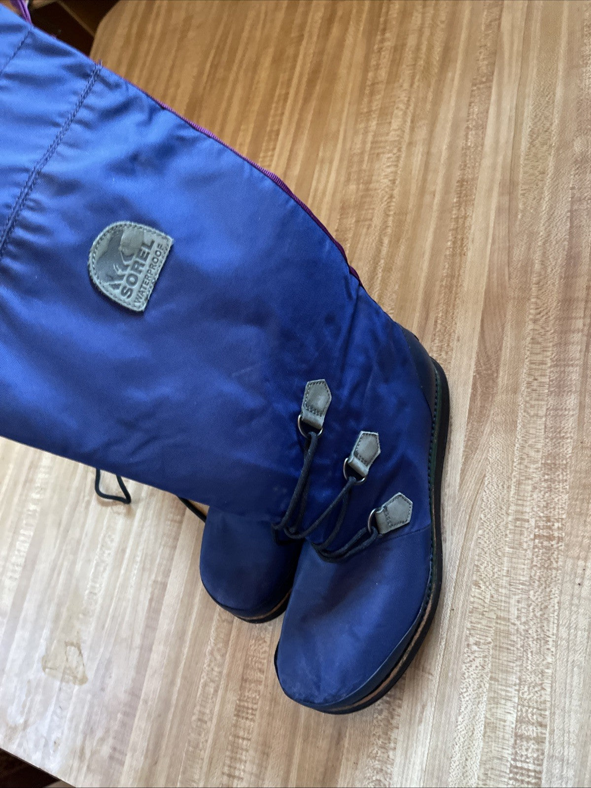 Sorel Snow Boots 9