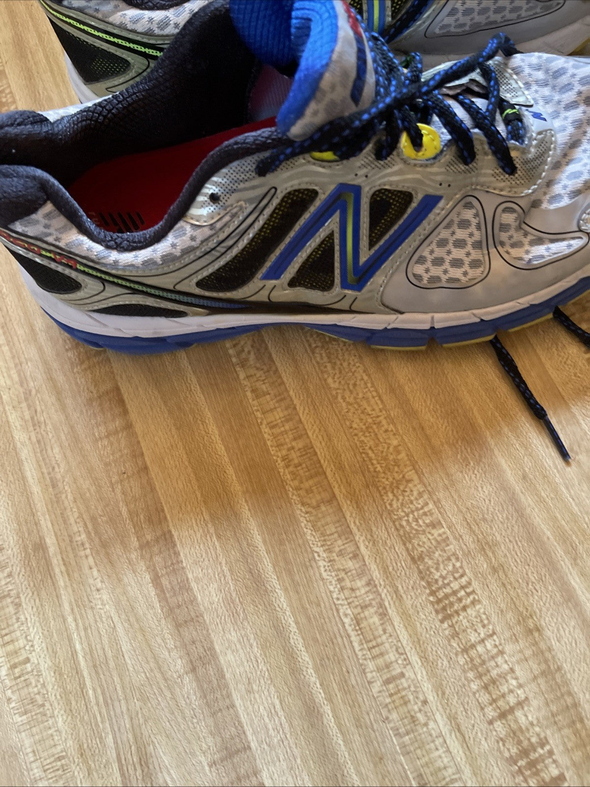 New Balance 860v4 10 EE