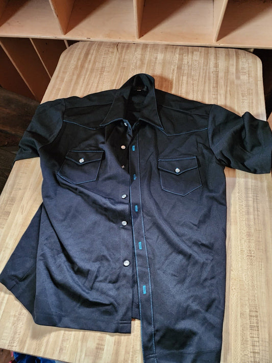 Vintage Iz It U USA Shirt Large 