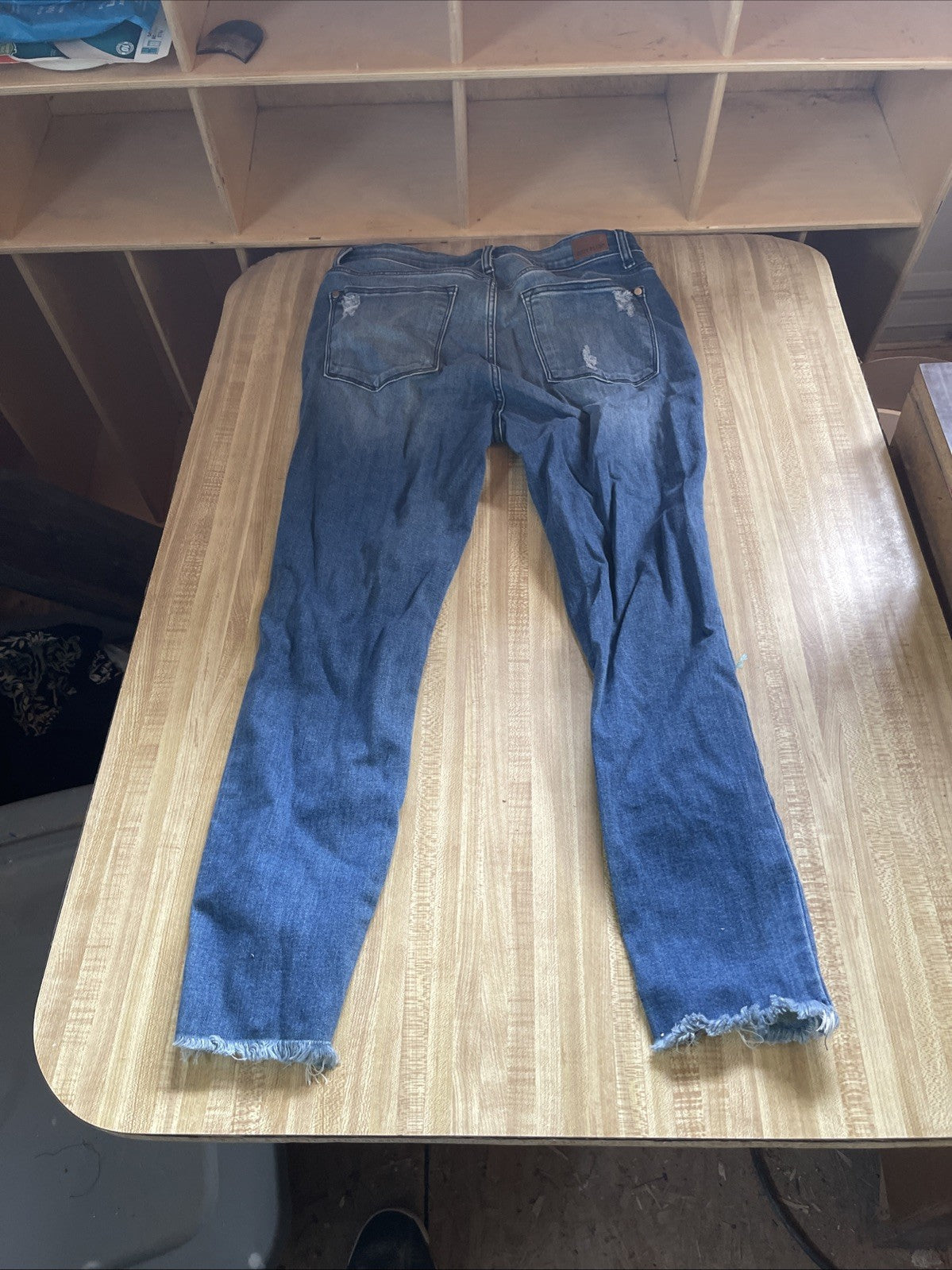 Judy Blue Skinny Fit Fray Ankle Distressed Jeans 13/31